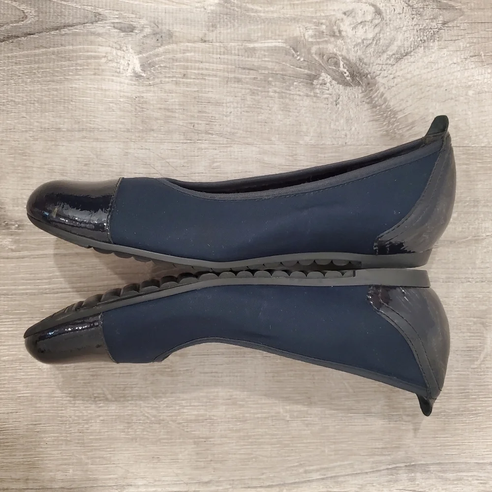 NEW Munro American Henlee Hidden Wedge